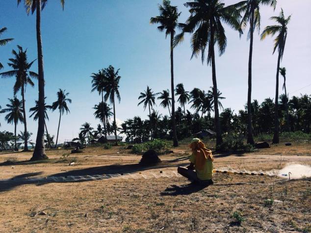 Subselfie - Bantayan Island will never be paradise lost - Lian Buan - fishermen in bantayan